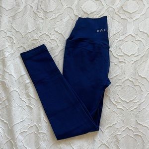 Balance navy blue ribbed